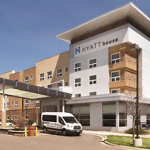 Hyatt House Airport *** DEN